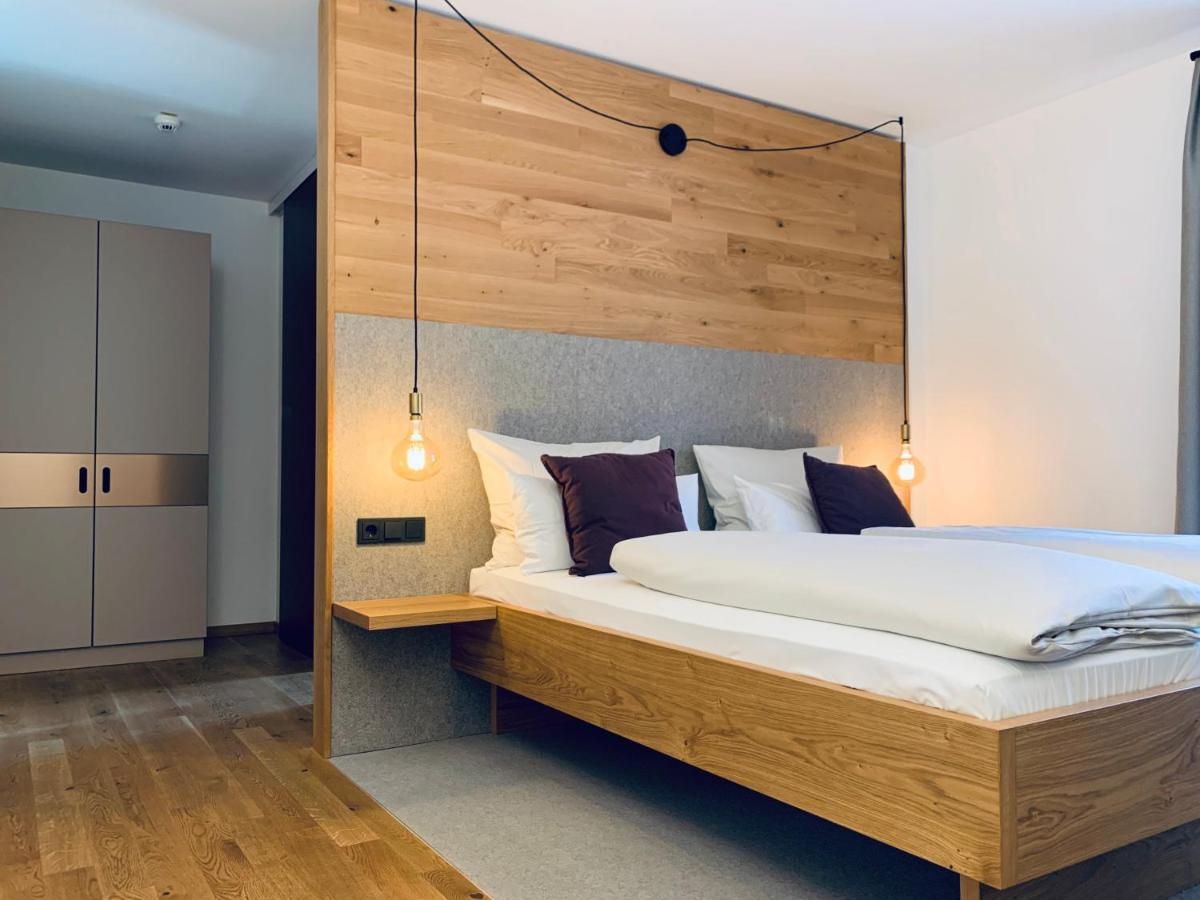 Stadthotel Kachelofen Крумбах Екстериор снимка
