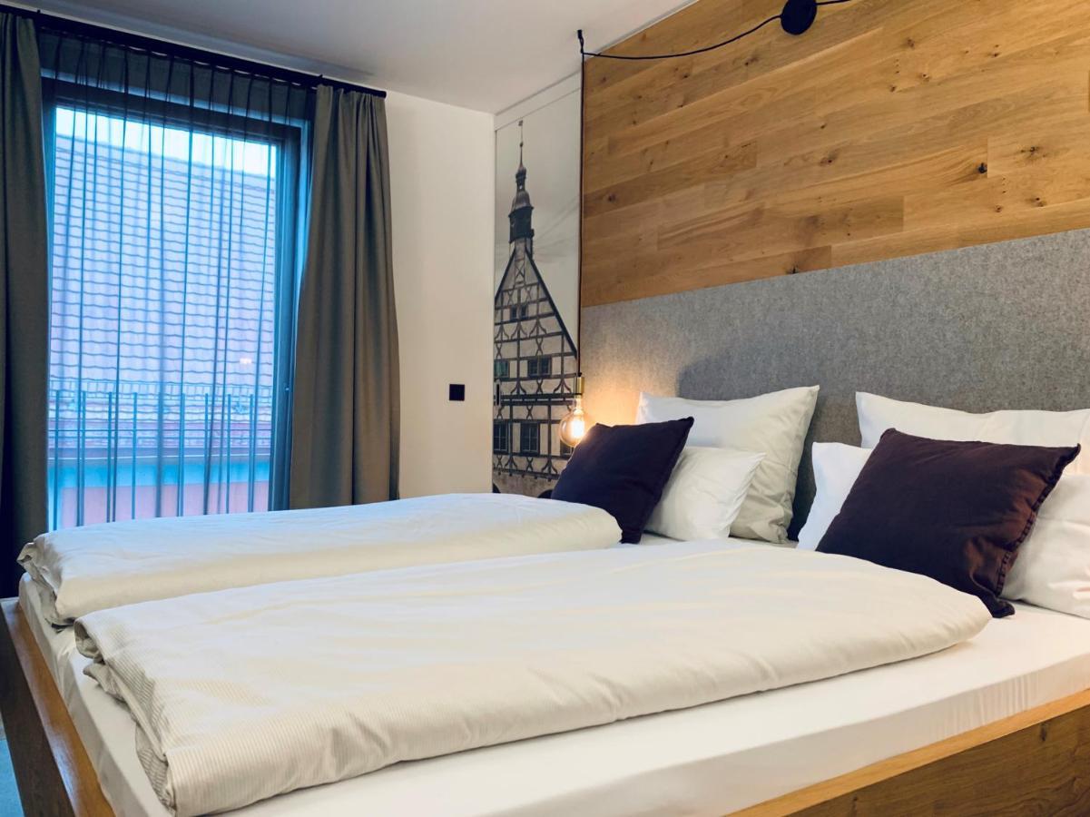 Stadthotel Kachelofen Крумбах Екстериор снимка