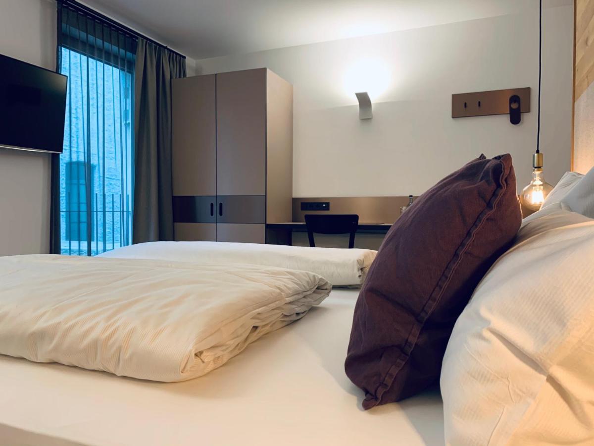 Stadthotel Kachelofen Крумбах Екстериор снимка