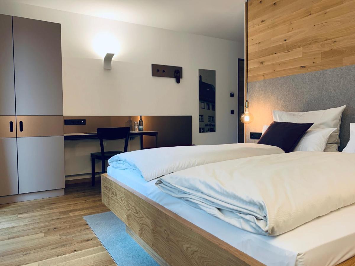 Stadthotel Kachelofen Крумбах Екстериор снимка